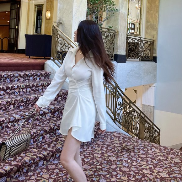 BRAND NEW silky shirt dress - white - Picture 3 of 8